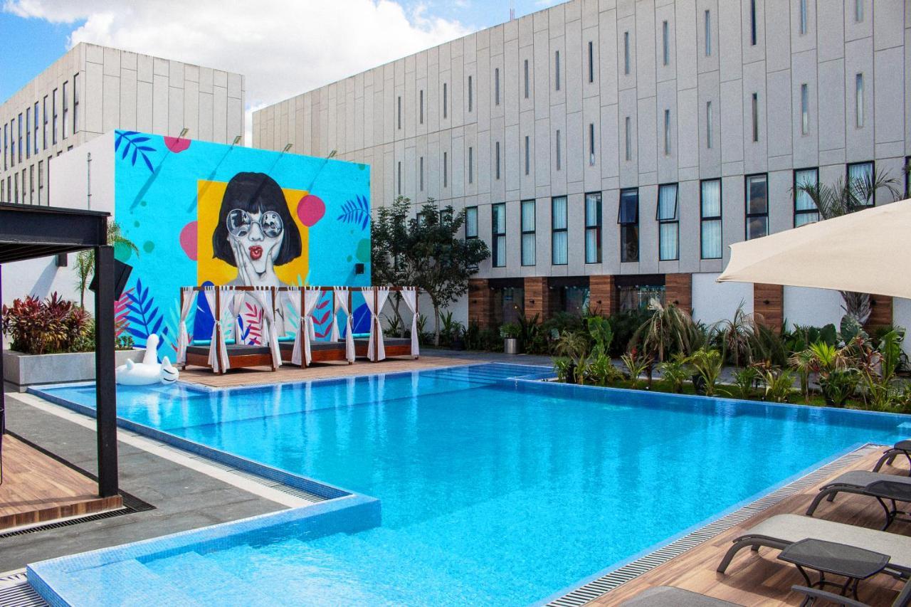 Campus Merida Aparthotel Exterior photo